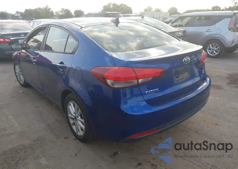 2017 Kia Forte S z USA, uszkodzony, nr VIN 3KPFL4A72HE108921